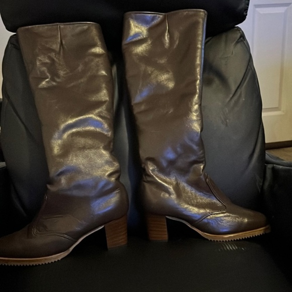Vintage NWOT Cobbies Leather Sherpa Lined Knee High Boots